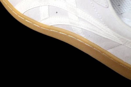 スニーカーの東戸塚