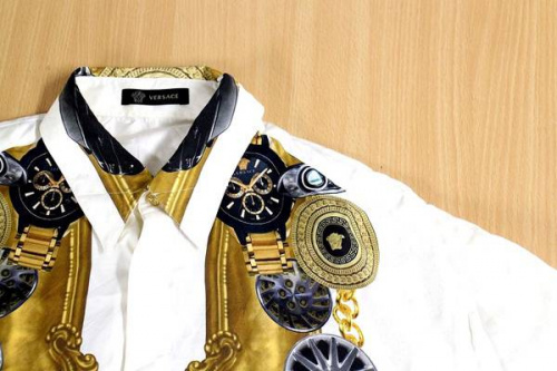 買取のヴェルサーチ