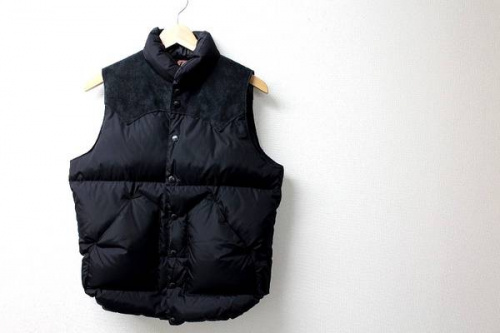 Rocky Mountain Featherbedの別注ダウンベスト
