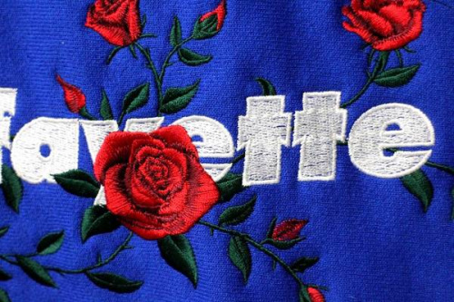 Championのパーカー