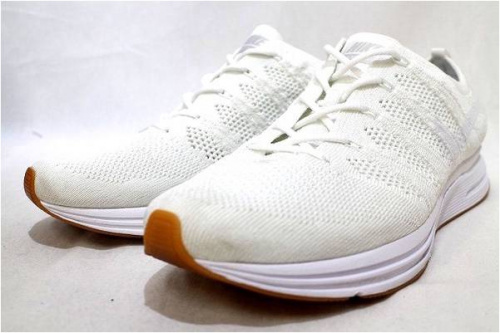 スニーカーのNIKE