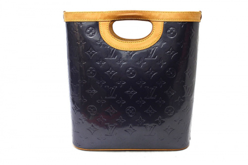 LOUIS VUITTONのルイ・ヴィトン