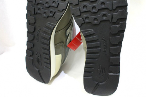 スニーカーのメンズ