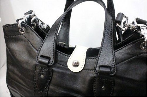 ダニエル＆ボブのレザー2ＷＡＹバッグ