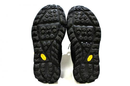 ホカオネオネのTor Ultra Low EG