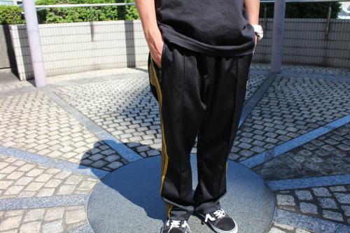 TRACK PANTSのトラックパンツ