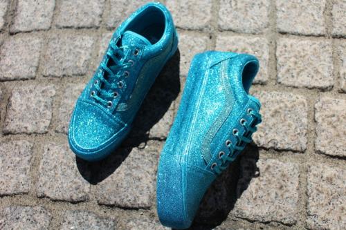 コラボ・別注アイテムのVANS×OPENING CEREMONY/ヴァンズ×オープニングセレモニー