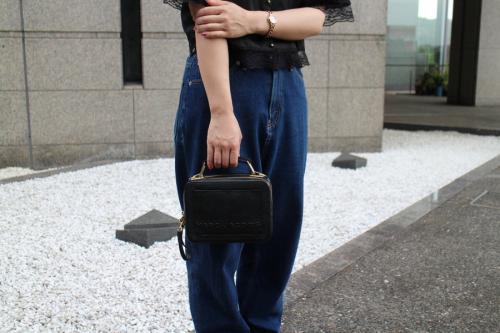 マークジェイコブスのテクスチャードボックス