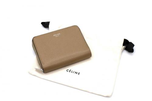 ラグジュアリーブランドのCELINE