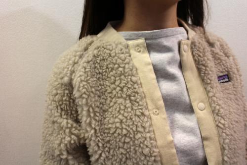 ガールズボマージャケットのフリース