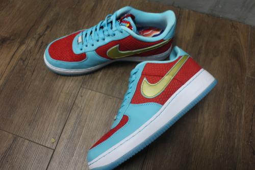 スニーカーのNIKE