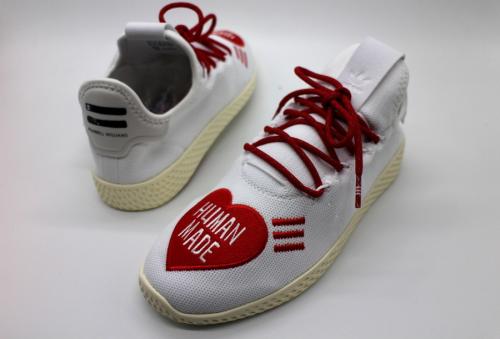 スニーカーのHUMAN_MADE