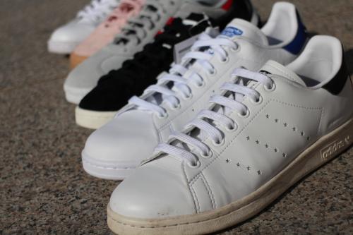 adidasのアディダス