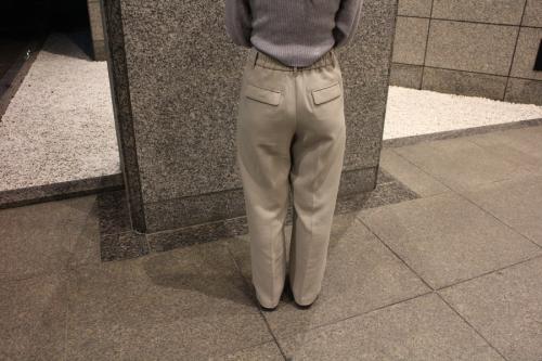 スラックスのレディース