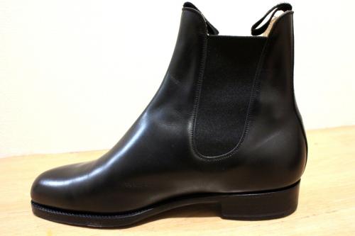 チェルシーブーツのchelsea