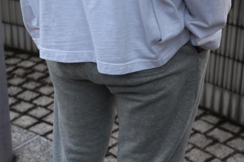 モンクレールのスウェットパンツ