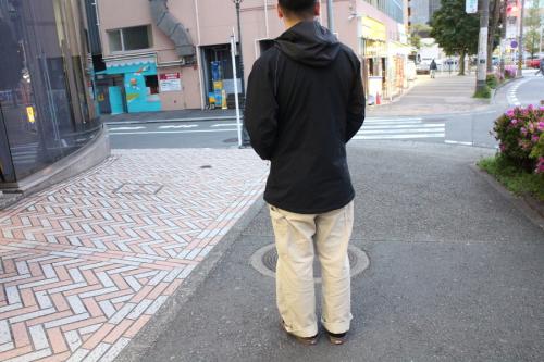 アンドワンダーのトレックフードジャケット