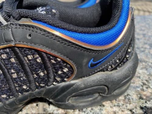 AIR MAX TAILWIND IVのスニーカー