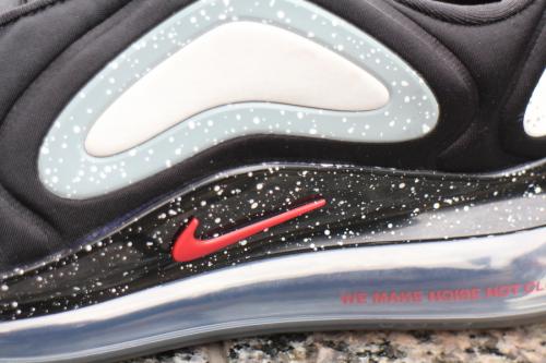 AIR MAX 720のスニーカー