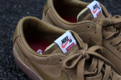 SUPREMEのシュプリーム