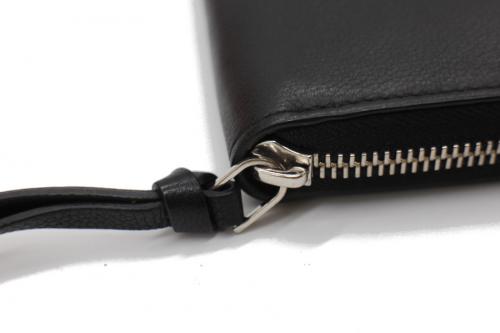 ルイヴィトンのジッピー・ロックミー