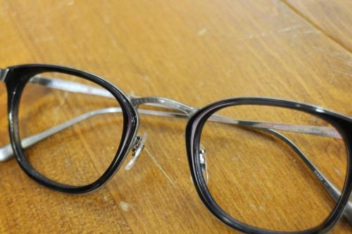 オリバーピープルズのラウドン