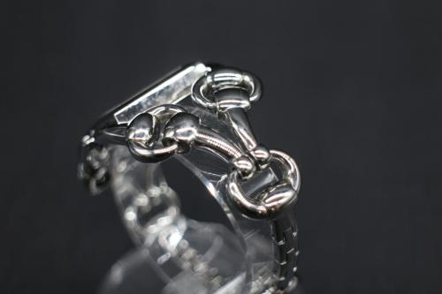 グッチのリストウォッチ