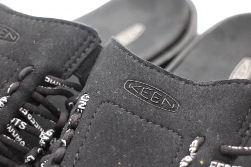 ユニークサンダルの買取