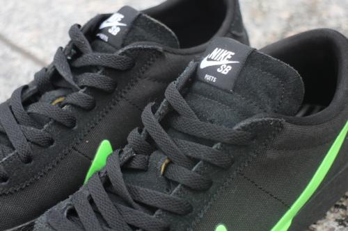 NIKE SB×Poetsのナイキエスビー×ポエッツ