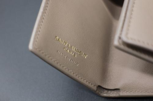 サンローランパリのYSLタイニーウォレット