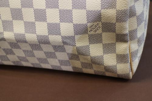 LOUIS VUITTON 　のルイ ヴィトン　