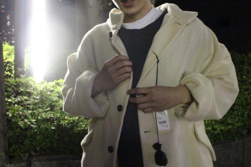 バーグファベルのオーバーサイズコート