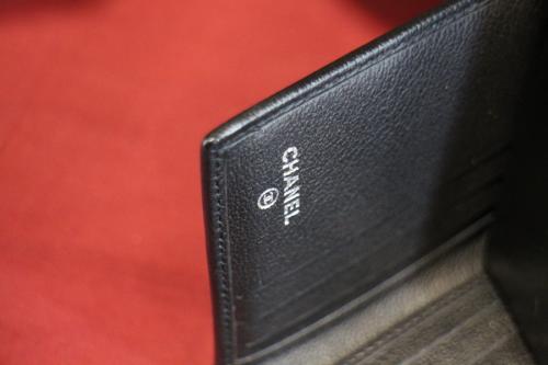 カーフレザー2つ折り財布の買取強化