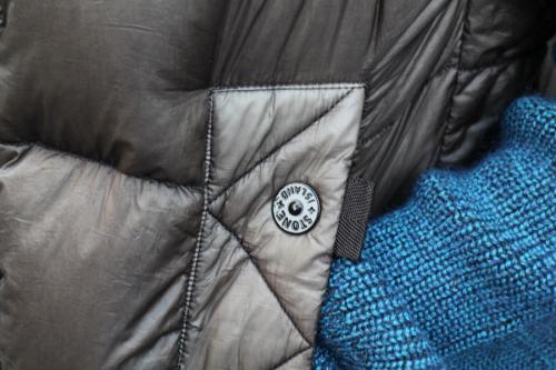 ストーンアイランドのナイロンダウンベスト