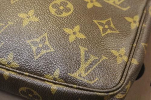 ルイヴィトンのアクセサリーポーチ