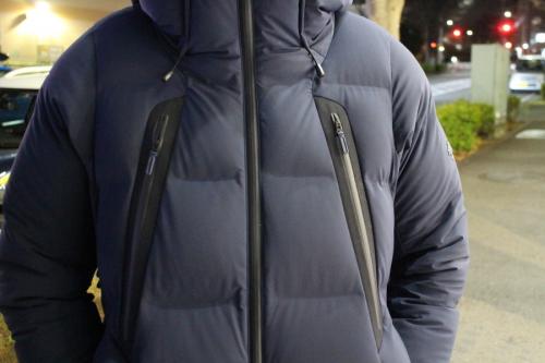 デサントオルテラインのダウンジャケット