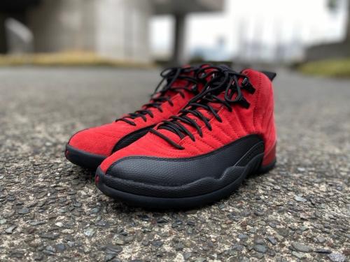 ナイキのAIR JORDAN 12 RETRO