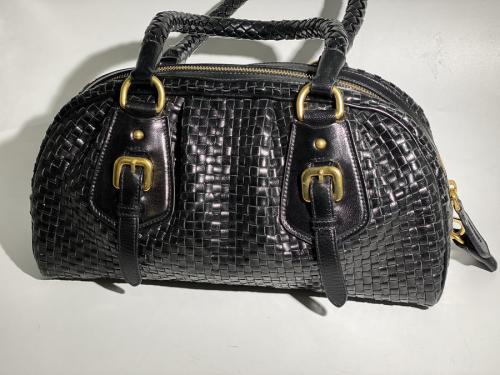 プラダのイントレチャートラウンドボストンバッグ