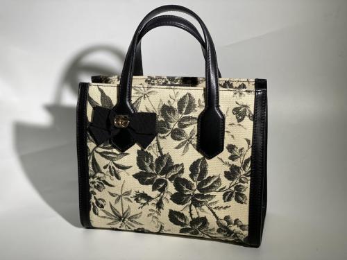 GUCCIのグッチ