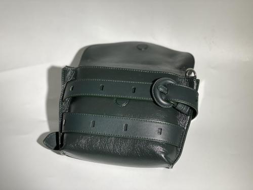 カウレザーベルトポーチの買取強化