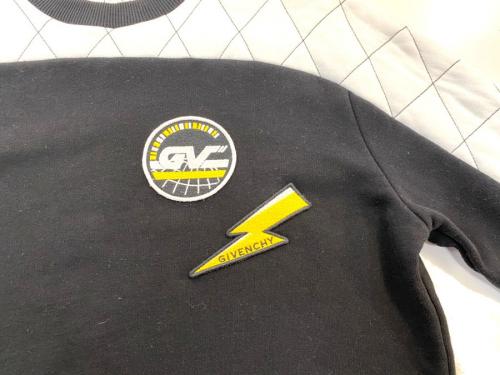 GIVENCHYのジバンシー
