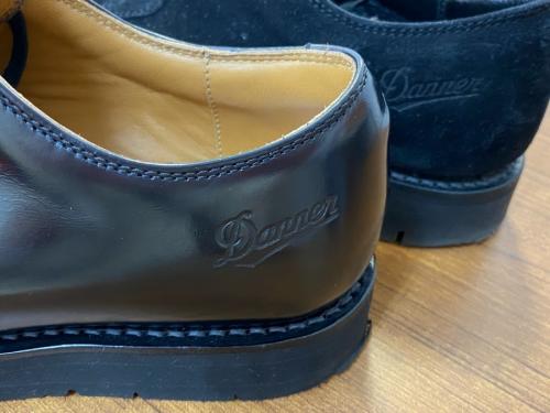 ダナーのポストマンシューズ