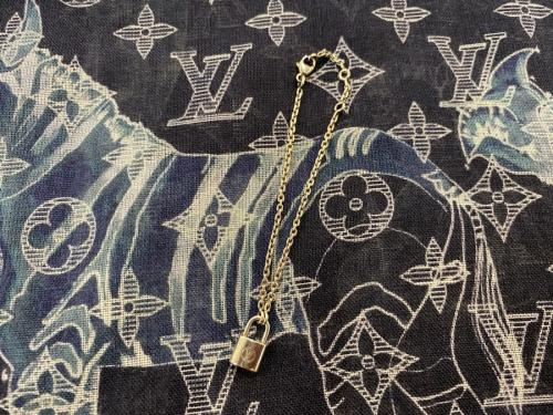 LOUIS　VUITTONのルイヴィトン