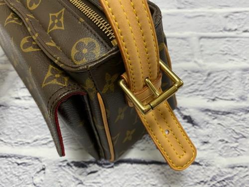 ルイヴィトンのヴィバシテMM