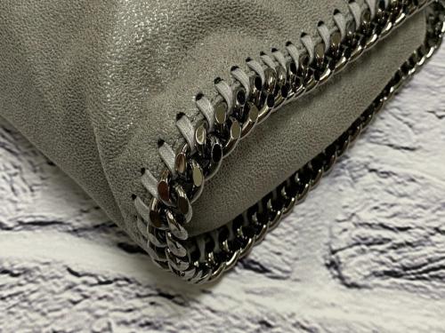 ステラマッカートニーのファラベラチェーンショルダーバッグ