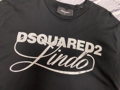 ディースクエアードのロゴプリントTシャツ