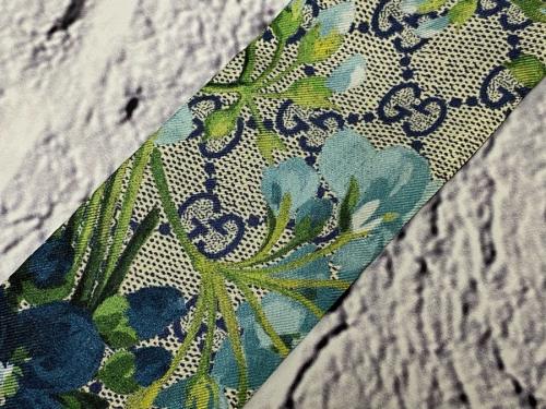 GGブルームスシルクネックボウフラワースカーフの買取強化