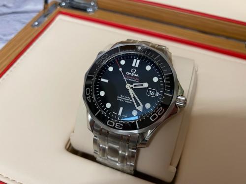 オメガのシーマスター ダイバー300M