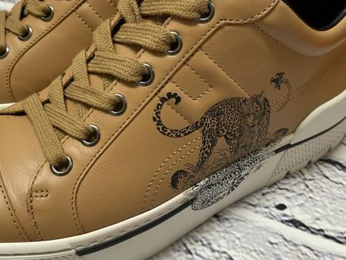 エルメスのヴォルテージ スニーカー