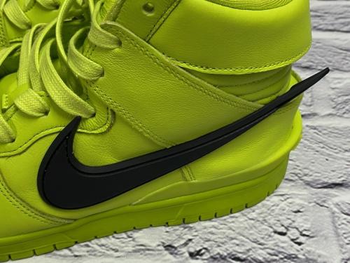 ナイキ×アンブッシュのダンクハイ